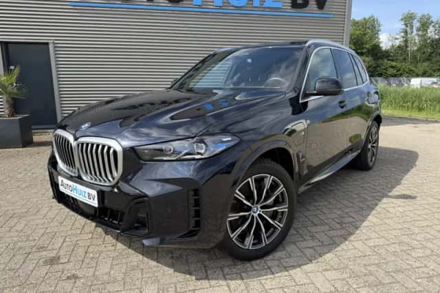 BMW X5 (0) thumbnail 2