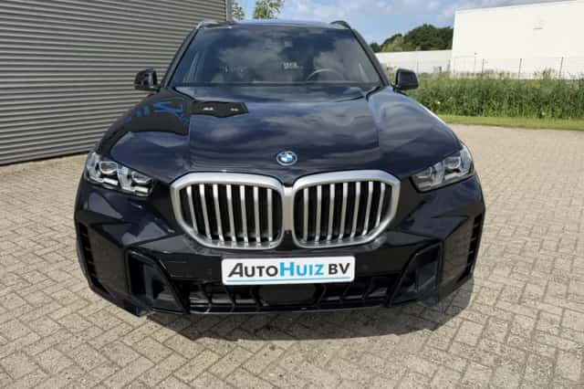 BMW X5 (0) thumbnail 3