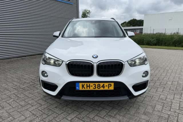 BMW X1 (0) thumbnail 3