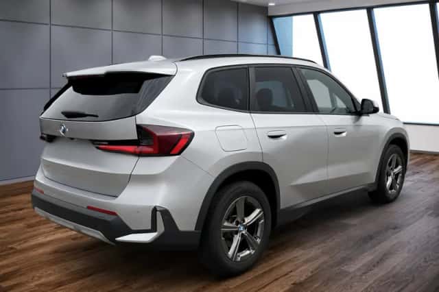 BMW X1 (0) thumbnail 4