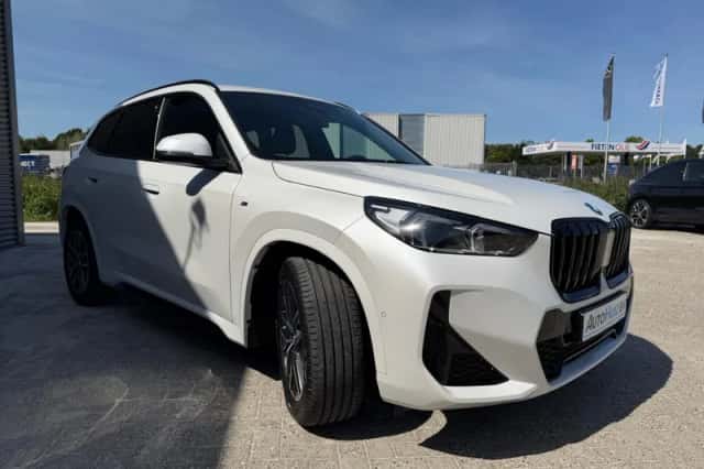 BMW X1 (2025) thumbnail 5