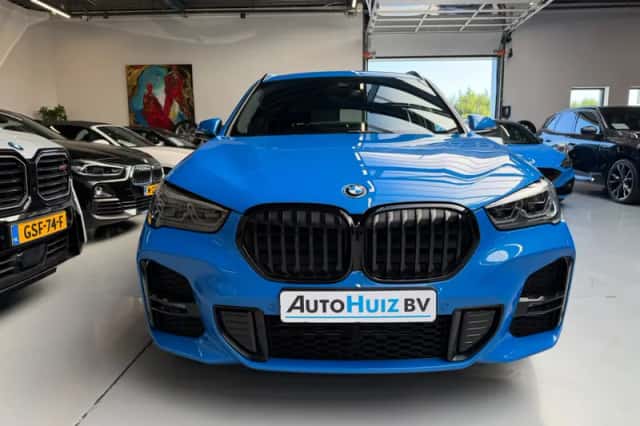 BMW X1 (0) thumbnail 2
