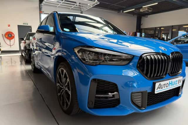 BMW X1 (0) thumbnail 3