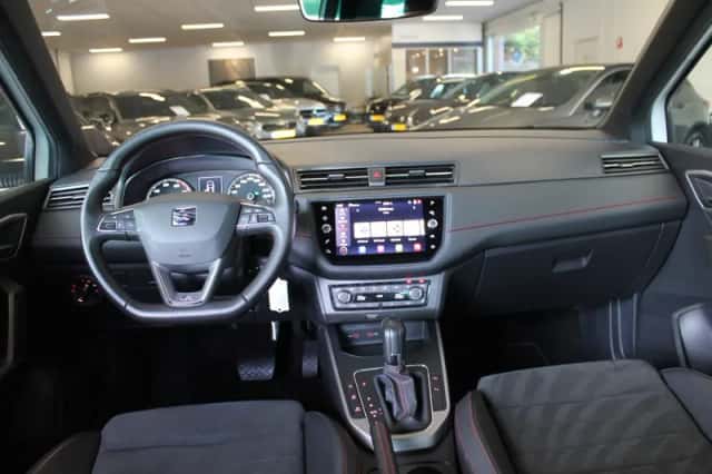 SEAT Arona (2021) thumbnail 5
