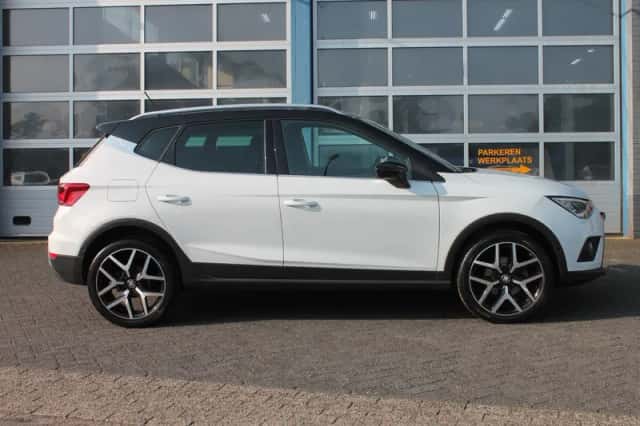 SEAT Arona (2021) thumbnail 8