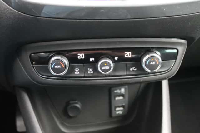 Opel Crossland (2021) thumbnail 31