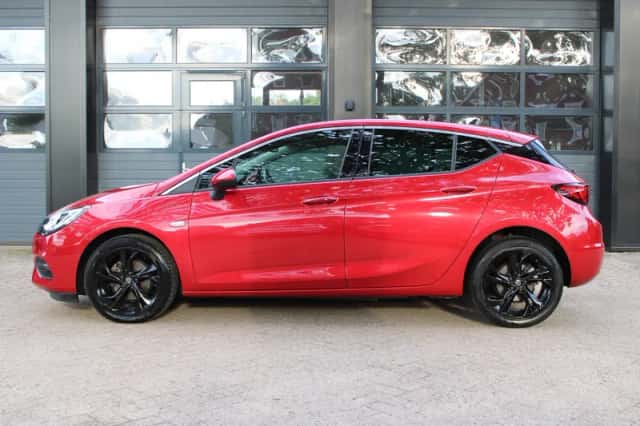 Opel Astra (2020) thumbnail 3