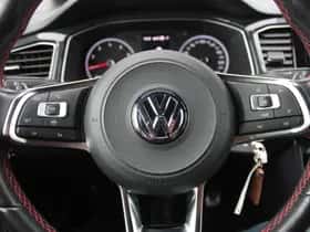 Volkswagen T-Roc (2019) thumbnail 21