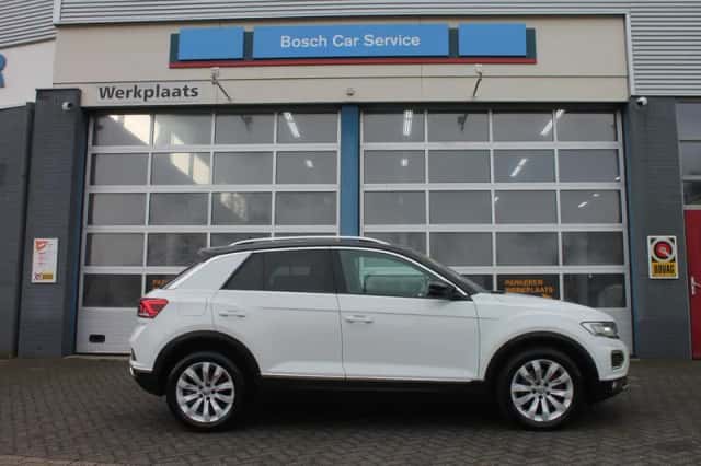 Volkswagen T-Roc (2019) thumbnail 7