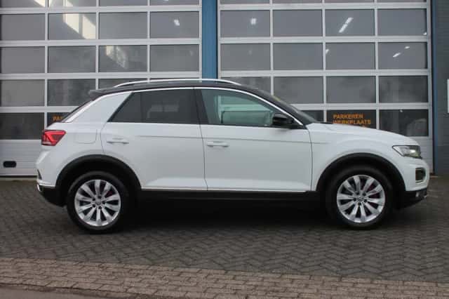 Volkswagen T-Roc (2019) thumbnail 8