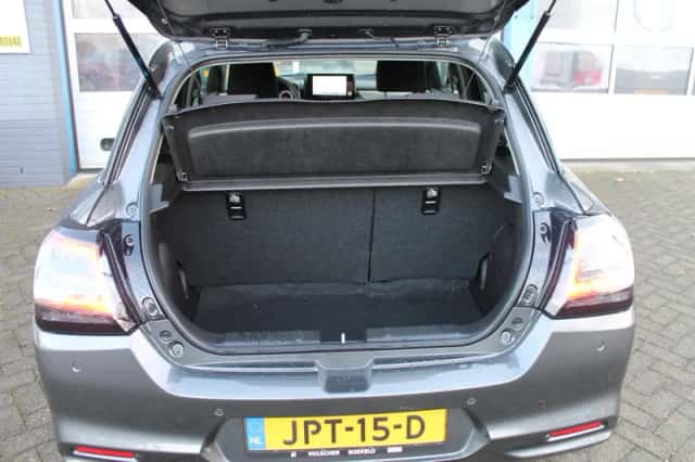 Suzuki Swift (2025) thumbnail 14
