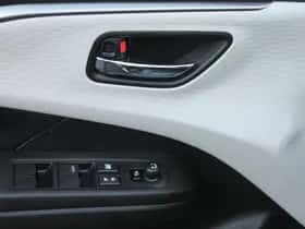 Suzuki Swift (2025) thumbnail 16