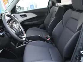 Suzuki Swift (2025) thumbnail 17