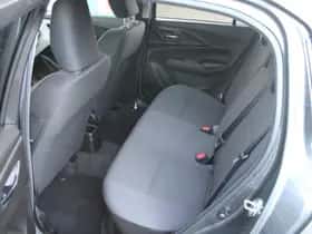 Suzuki Swift (2025) thumbnail 18