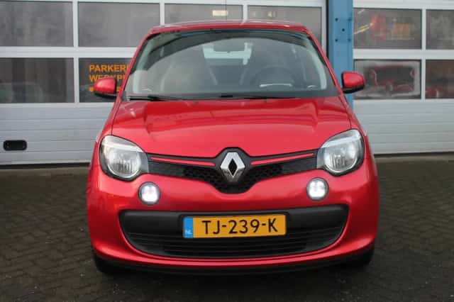 Renault Twingo (2018) thumbnail 2
