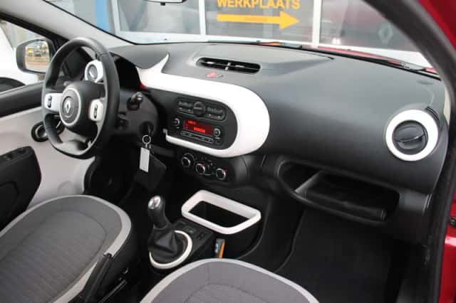 Renault Twingo (2018) thumbnail 19