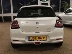 Suzuki Swift (2025) thumbnail 4