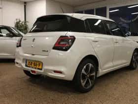 Suzuki Swift (2025) thumbnail 6