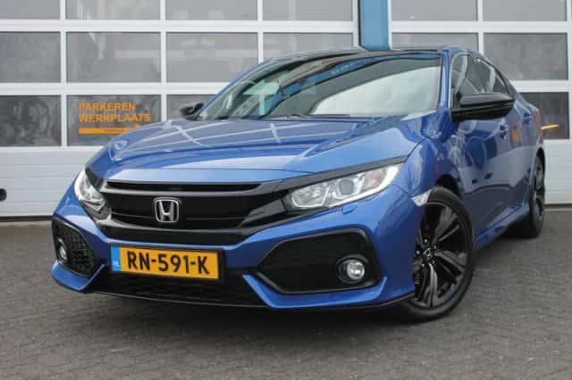 Honda Civic (2018) thumbnail 13