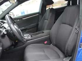Honda Civic (2018) thumbnail 15