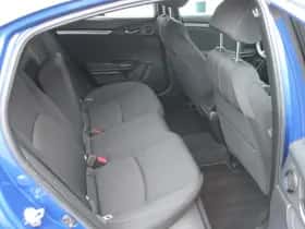Honda Civic (2018) thumbnail 17