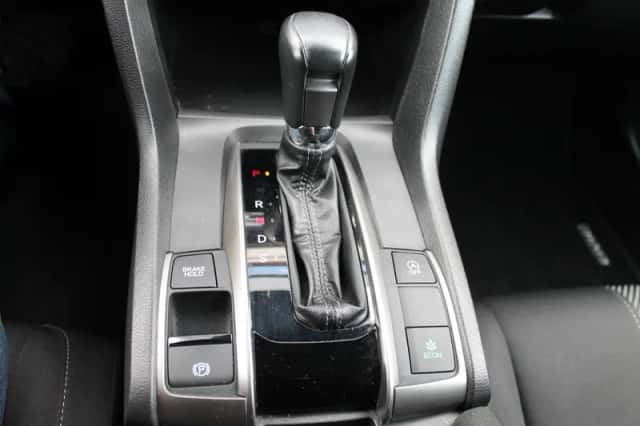 Honda Civic (2018) thumbnail 32