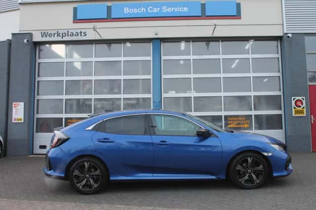 Honda Civic (2018) thumbnail 7