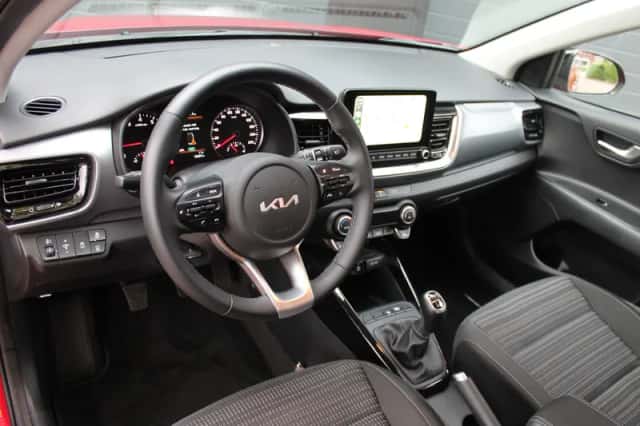 Kia Stonic (2023) thumbnail 16
