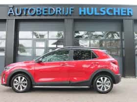 Kia Stonic (2023) thumbnail 3