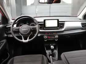 Kia Stonic (2023) thumbnail 24