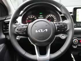 Kia Stonic (2023) thumbnail 26
