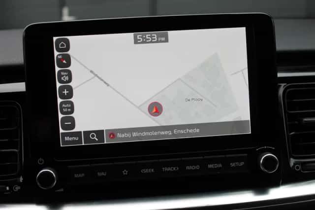 Kia Stonic (2023) thumbnail 32