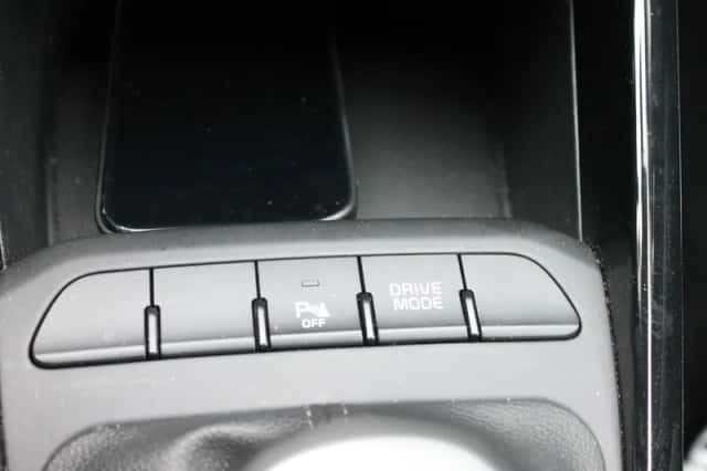 Kia Stonic (2023) thumbnail 40
