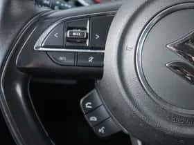 Suzuki Swift (2018) thumbnail 24