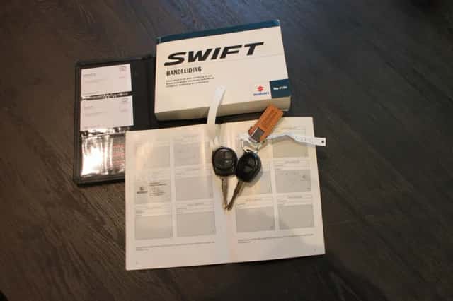 Suzuki Swift (2018) thumbnail 30