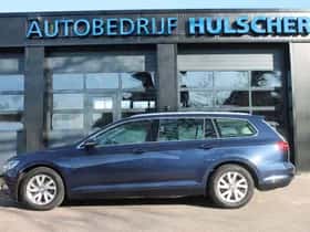 Volkswagen Passat (2017) thumbnail 3