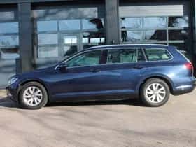 Volkswagen Passat (2017) thumbnail 5