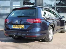 Volkswagen Passat (2017) thumbnail 9