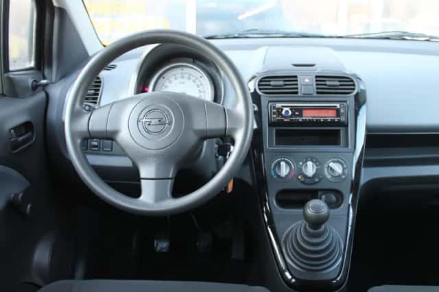Opel Agila (2009) thumbnail 19