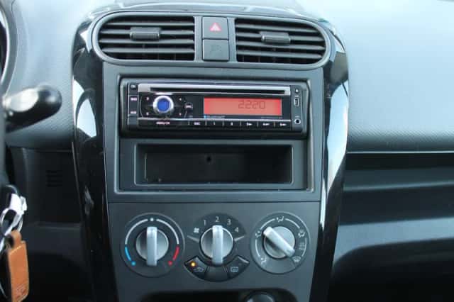 Opel Agila (2009) thumbnail 22