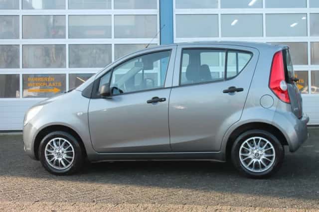 Opel Agila (2009) thumbnail 5