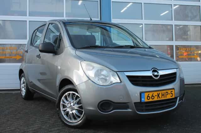 Opel Agila (2009) thumbnail 6