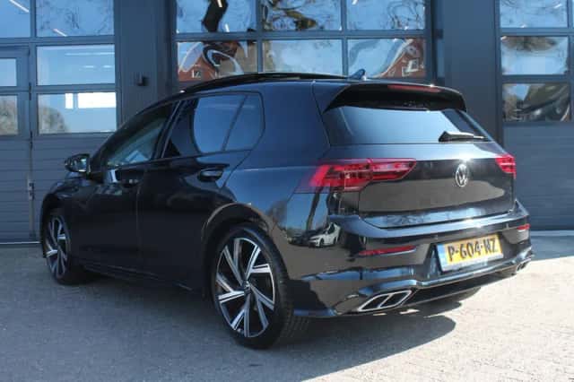 Volkswagen Golf (2021) thumbnail 11