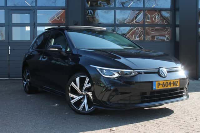 Volkswagen Golf (2021) thumbnail 6