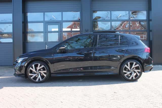Volkswagen Golf (2021) thumbnail 9
