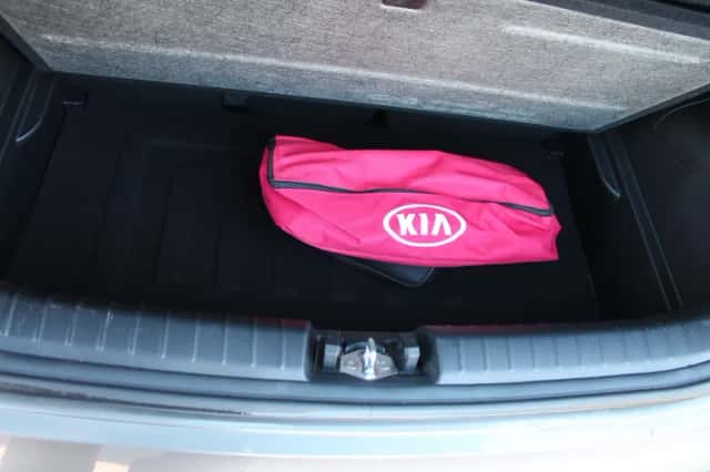Kia Picanto (2018) thumbnail 16