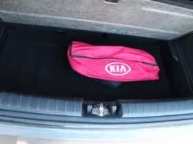 Kia Picanto (2018) thumbnail 16
