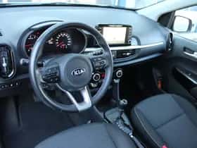 Kia Picanto (2018) thumbnail 17