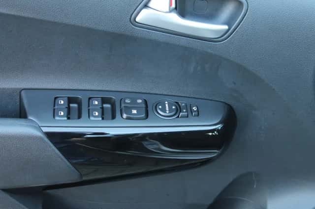 Kia Picanto (2018) thumbnail 18