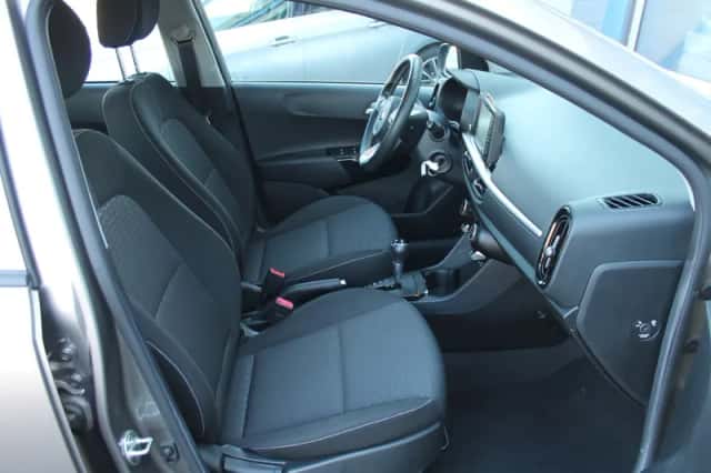 Kia Picanto (2018) thumbnail 22
